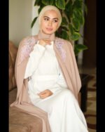 ⁦عباية روزالين | نعومة البتلات⁩ - الصورة ⁦3⁩