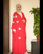 ⁦عباية رفـيف | خفّة تنساب بأناقة⁩ - الصورة ⁦4⁩